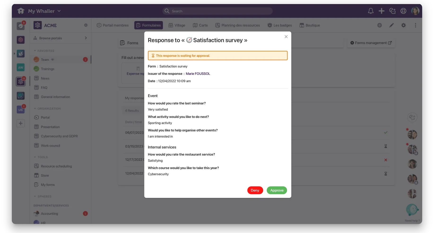 lang.features-forms-harvest-data-carousel-answers-approval-alt